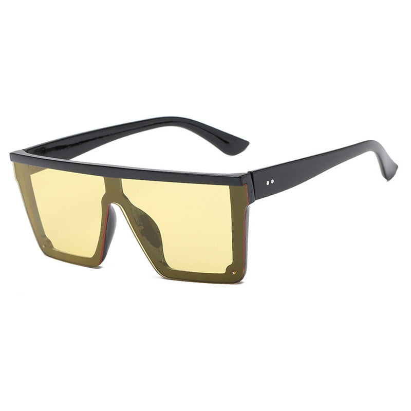 Damen futuristische Sonnenbrille im schützenden Oversized-Format Karnz