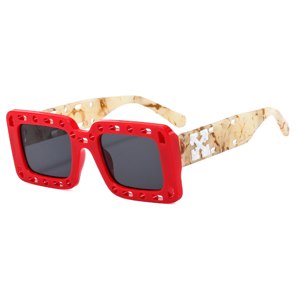 Damen Modische Sonnenbrille mit einzigartigem Design Karnz