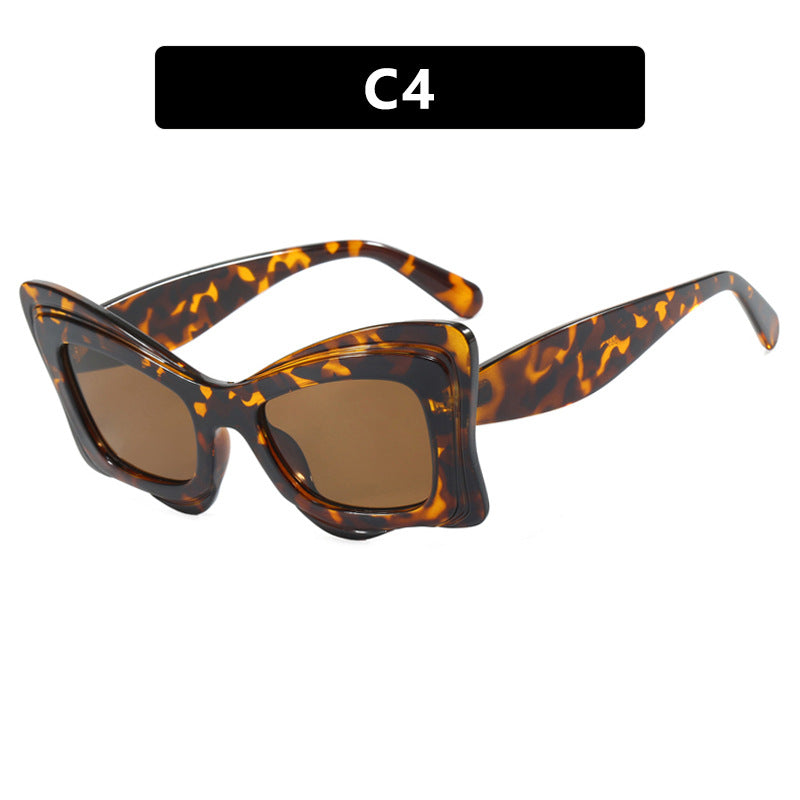Damen oversized Sonnenbrille im extravaganten Design Karnz