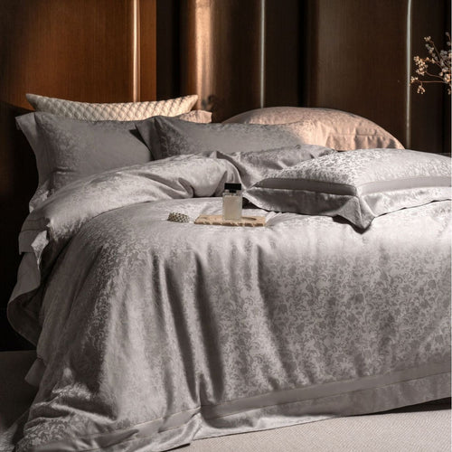 Luxuriöse Satin-Jacquard Bettwäsche-Garnitur mit feinem Damast-Ornament und Oxford-Kissen