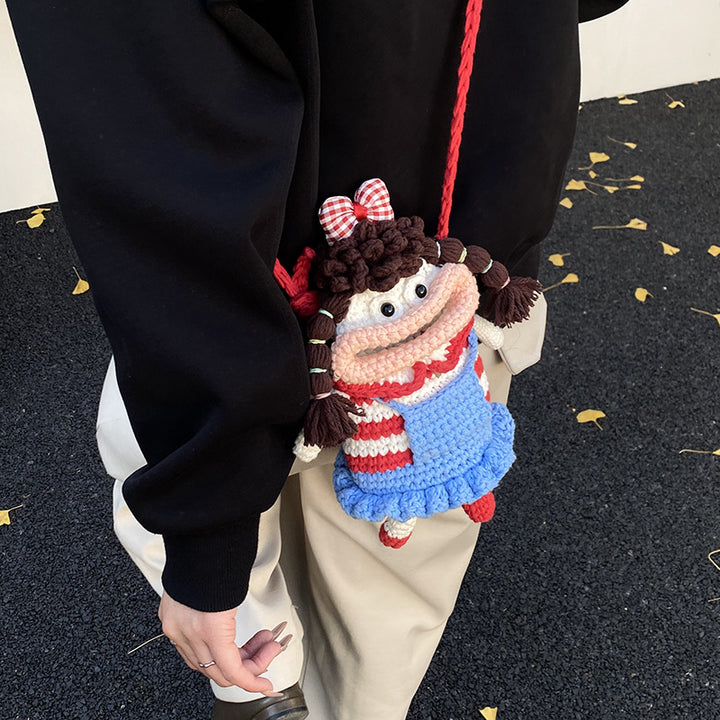 Kreative Häkelpuppe Handtasche