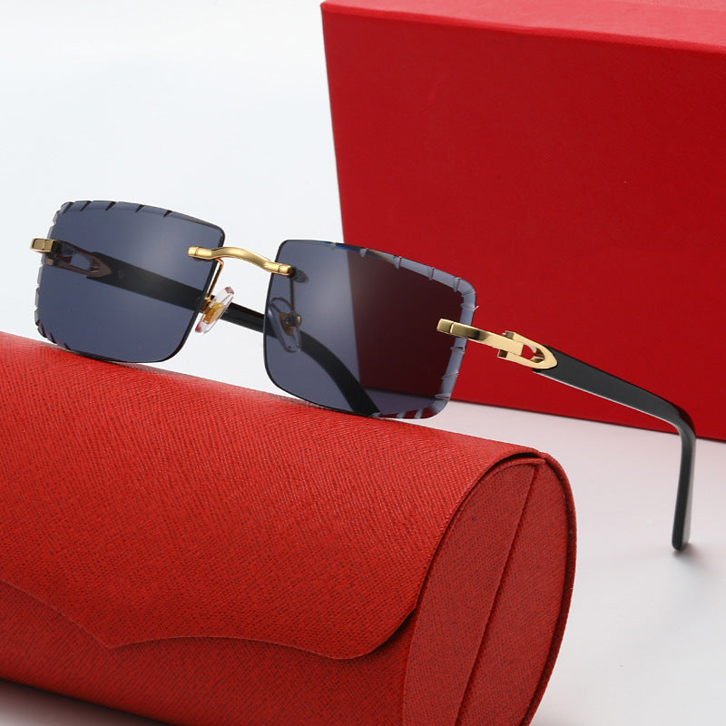 Damen modische quadratische Sonnenbrille mit goldenem Metallakzent und edlem Rahmen Karnz
