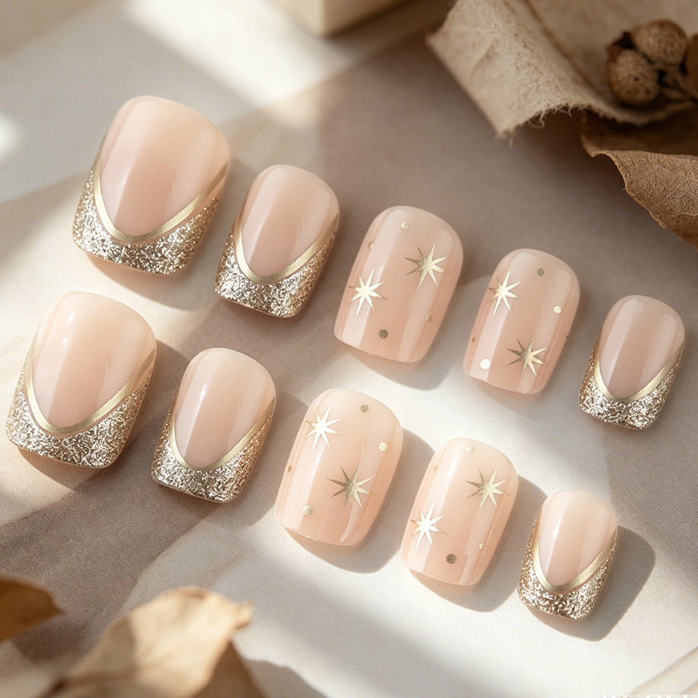 Luxuriöses, mit Sternen verziertes Nagelkunst-Set Karnz