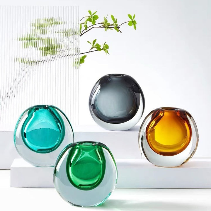 Handgefertigte solide Glas-Bud-Vase mit skulpturalem Hohlkern Karnz