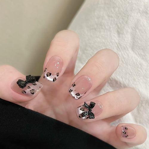 Kreatives Cartoon-Themen Press-On Nagelset