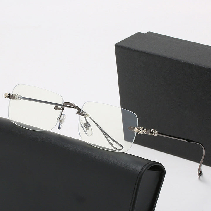 Damen modische Korrektionsbrille mit elegantem quadratischen Rahmen und verzierten Bügeln Karnz