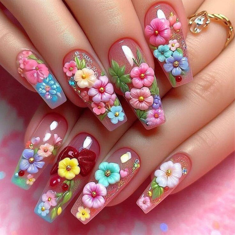 Kunstvolle 3D Nagelkunst Karnz
