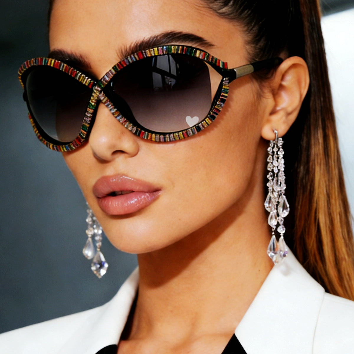 Damen Trendige Sonnenbrille mit funkelndem Kristalldekor Karnz