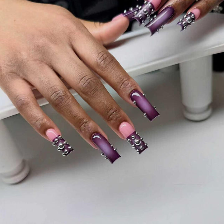 Dekorative 3D Stiletto Press-On Nägel mit Strass-Akzenten Karnz