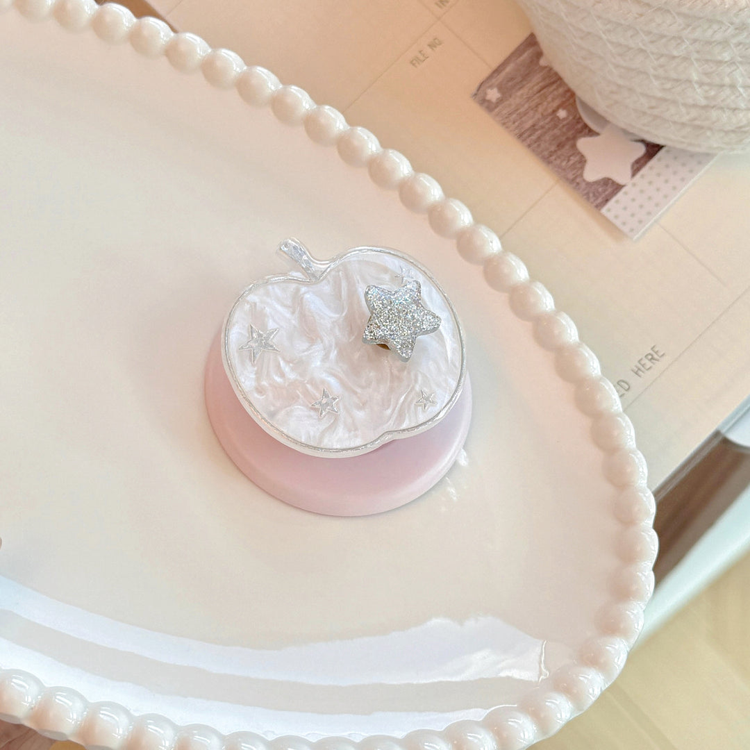 Verspielte Kosmetikdose im Apfel-Design Karnz