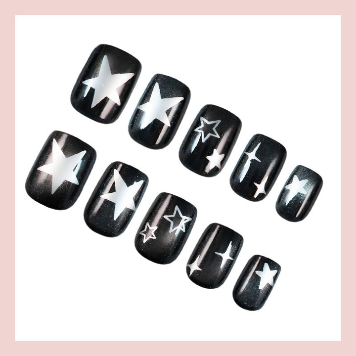 Kunstnagelset mit elegantem Sternen-Design Karnz