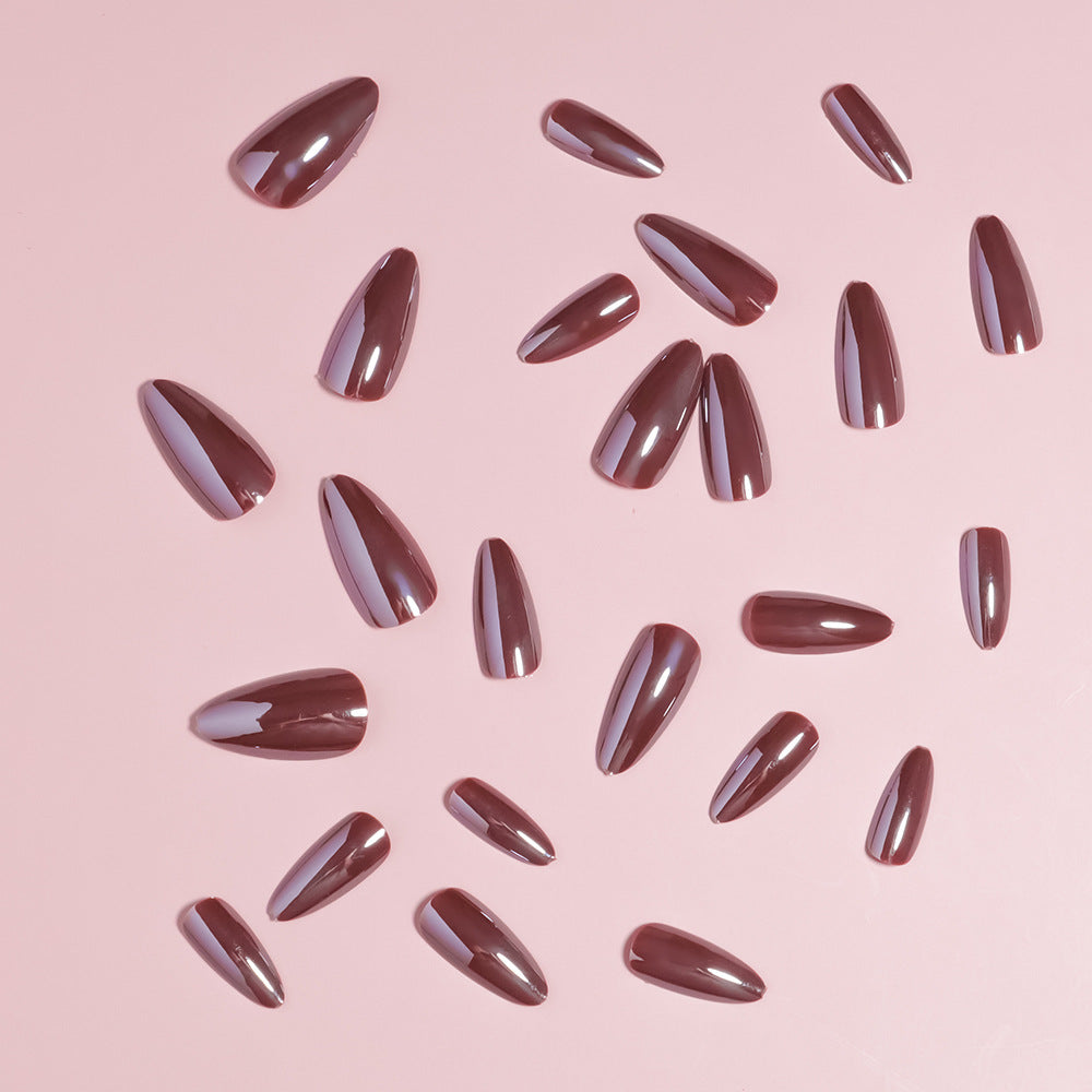 Glänzendes Stiletto Presse-Nagel-Set mit einzigartigem Design Karnz