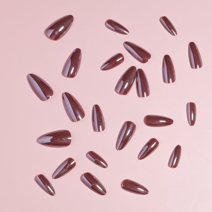 Glänzendes Stiletto Presse-Nagel-Set mit einzigartigem Design Karnz