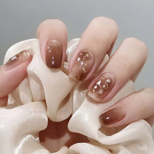 Ästhetische Nagelkunst Karnz