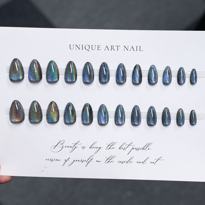 Elegante Stiletto Press-On Nägel mit holografischem Finish