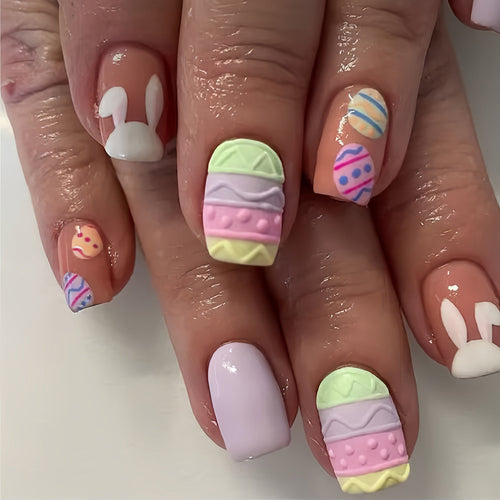Dekorative Oster-Themen Press-On Nagelkunst Karnz