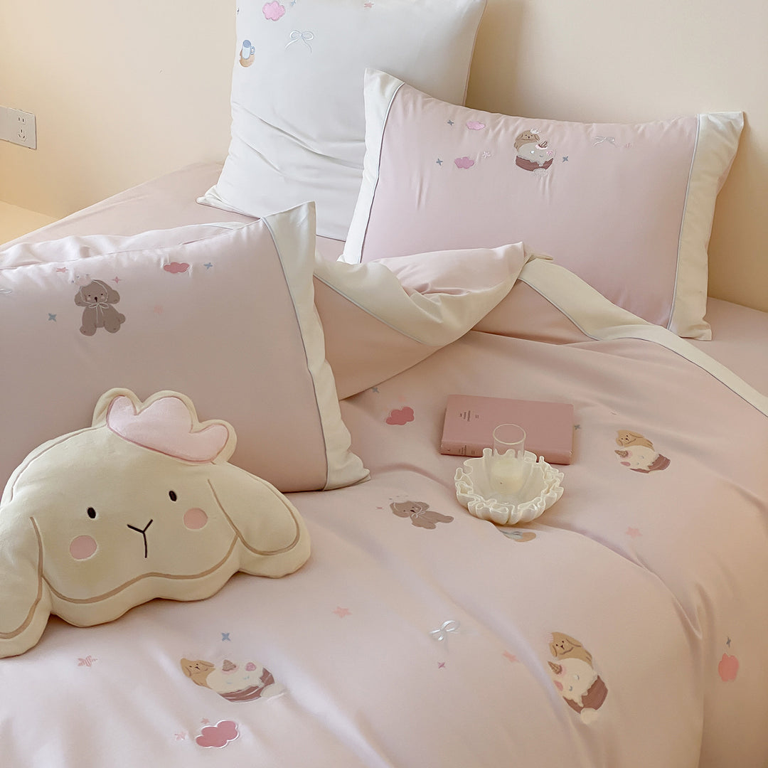 Kinder-Bettwäsche-Garnitur aus Baumwollsatin mit niedlichen Tierprints, Satinkante und extraweichem Finish