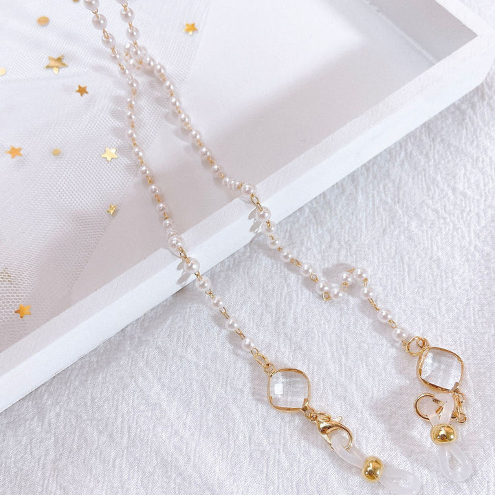 Elegante Perlenkette mit Goldenen Akzenten Karnz
