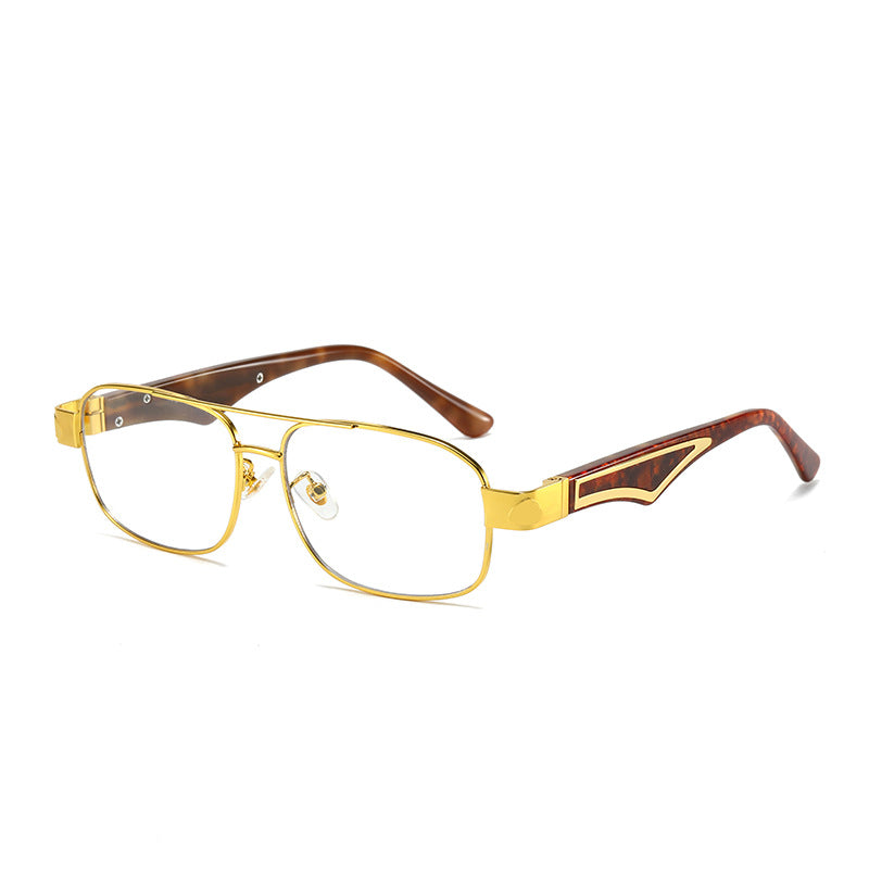 Damen stilvolle Korrektionsbrille mit angularen Akzenten Karnz