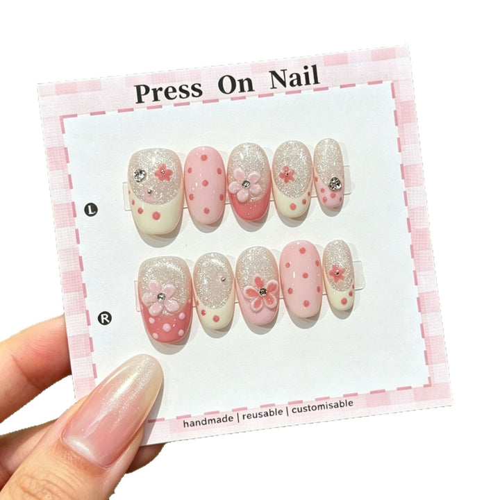 Anpassbares Blüten-Press-On-Nagelkunst-Set  1791773546