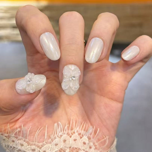 Dekoratives Florales Französisches Press-On Nagel Set