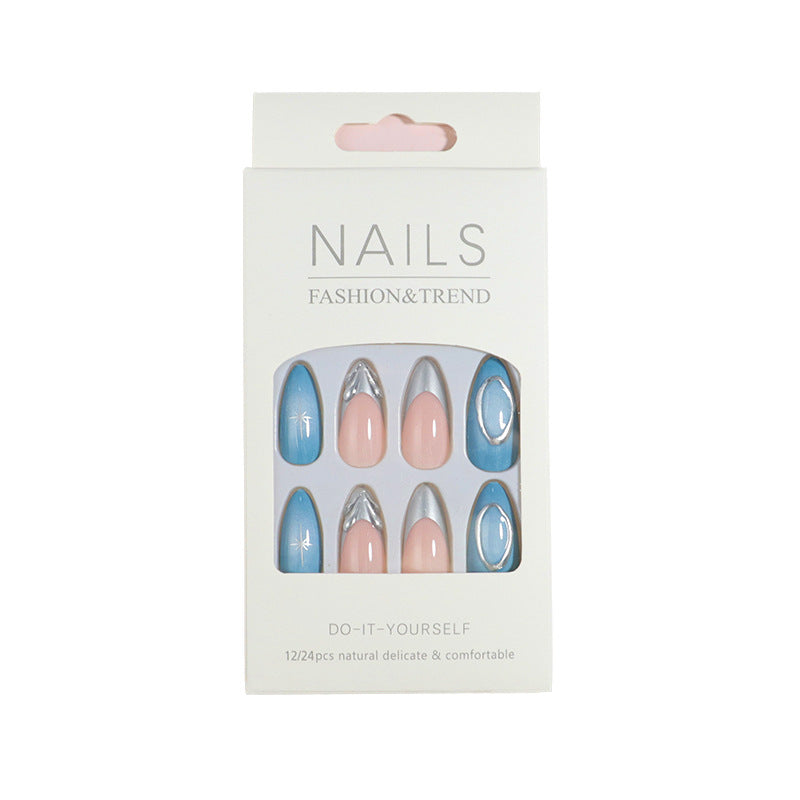 Elegantes DIY Press-On Nagelset Karnz