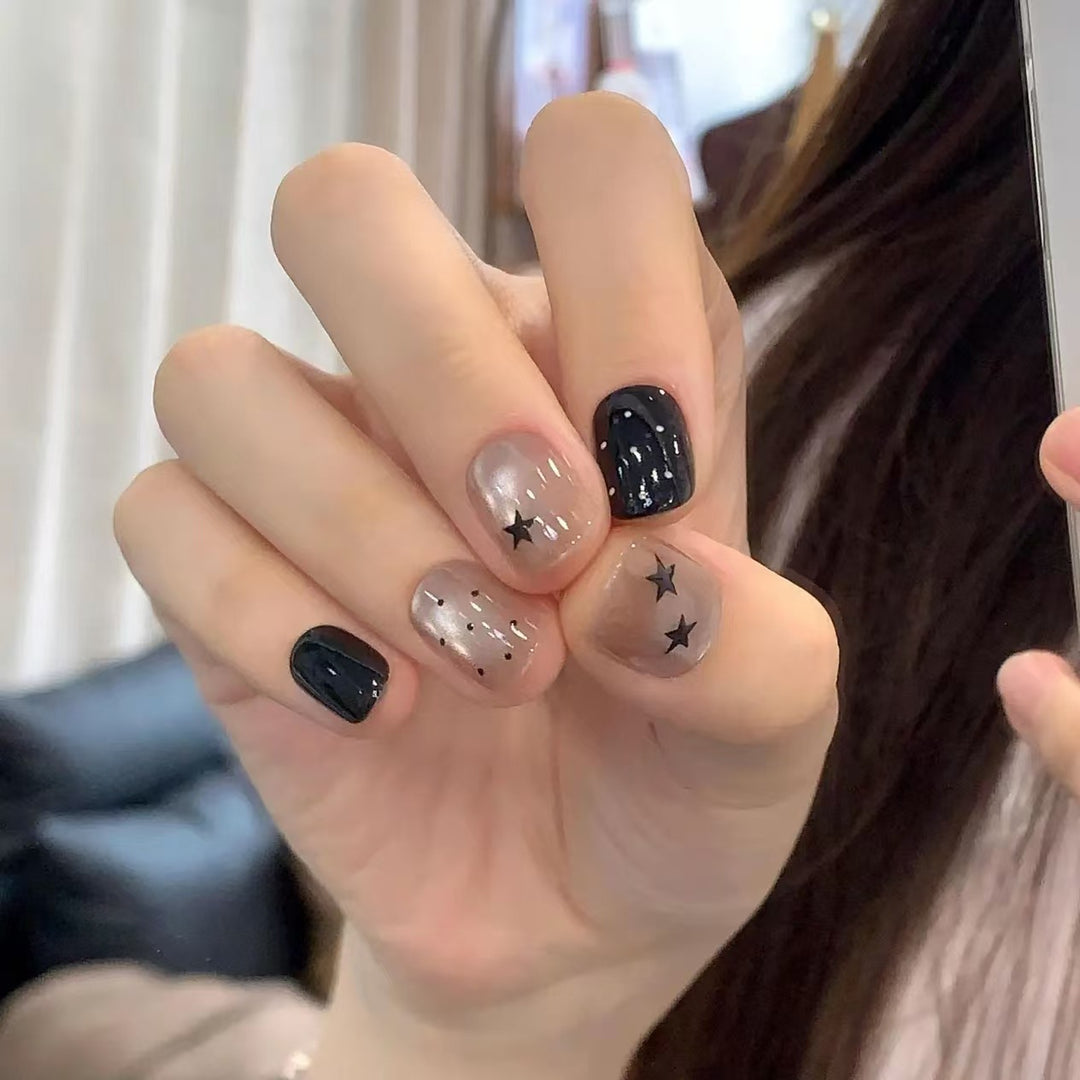 Trendige Sternen Nagelkunst Set