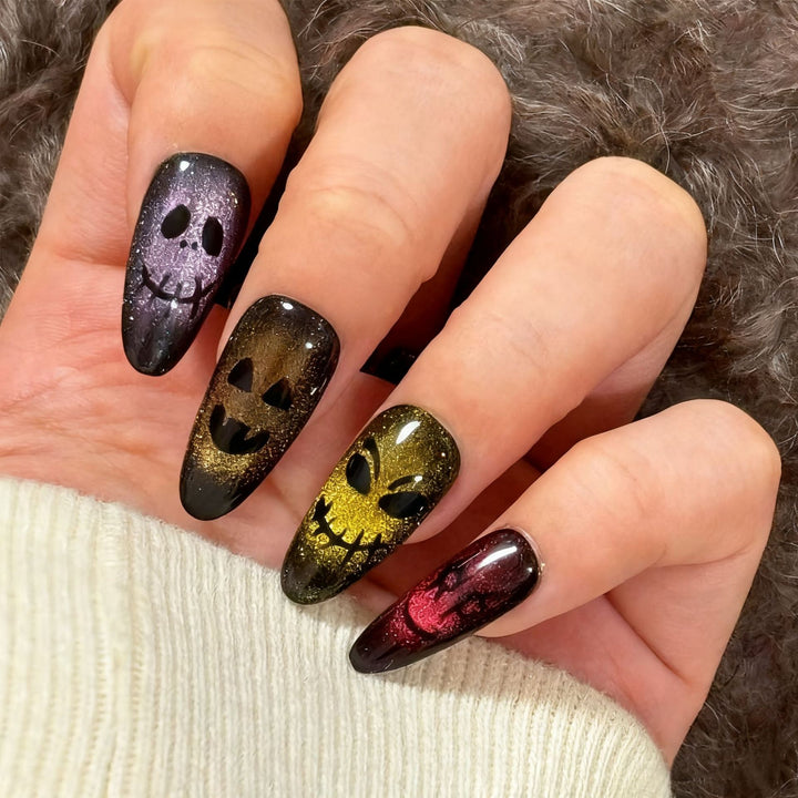 Kreatives Halloween Kunstnagelset mit ausführlichem Grusel-Design Karnz