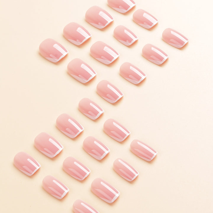 Elegante Nagelpflege Karnz