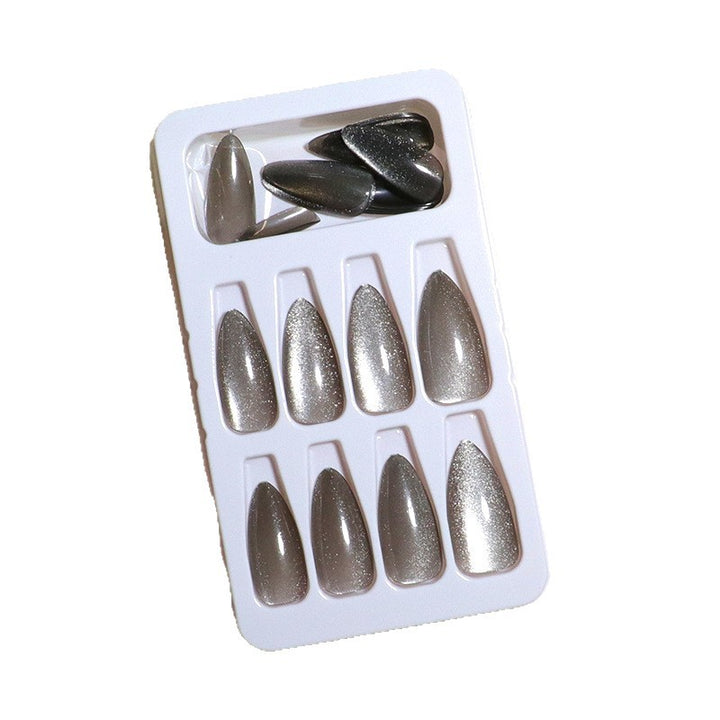 Glamouröse schimmernde Press-On-Nagelspitzen Karnz