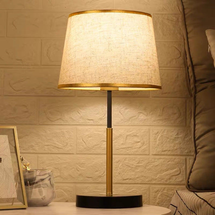 Stilvolle dekorative Tischlampe