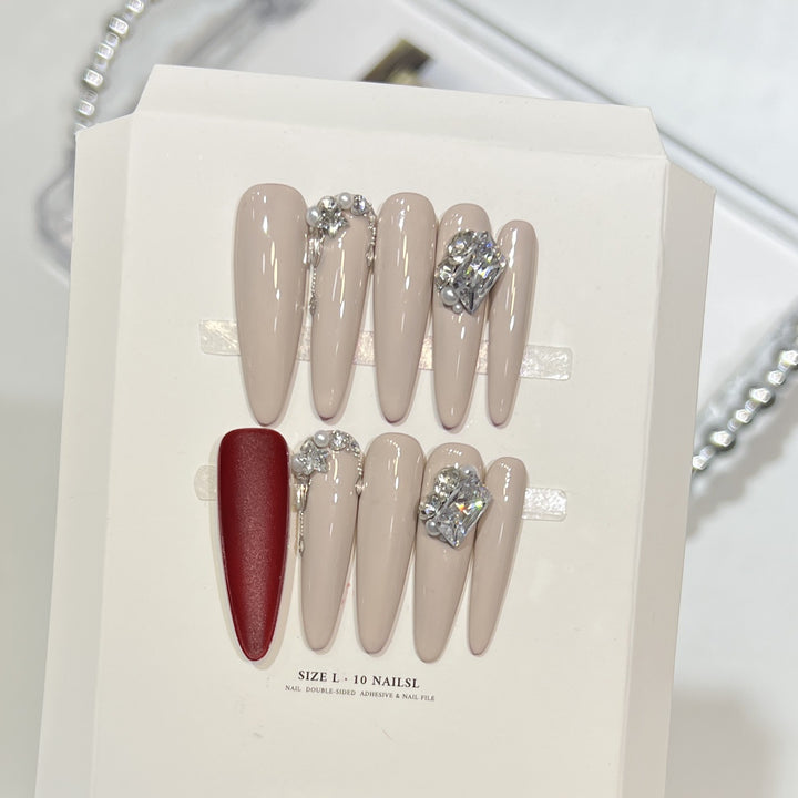 Rhinestone-beschichtetes Stiletto-Nagelkunst-Set Karnz