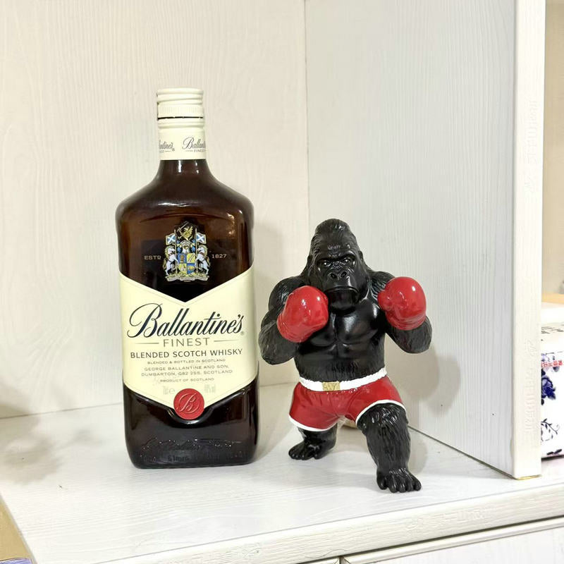 Boxende Gorilla Statue Karnz