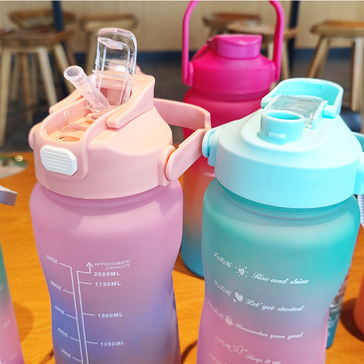 Damen ergonomische Wasserflasche mit Motivationsmarkierungen Karnz