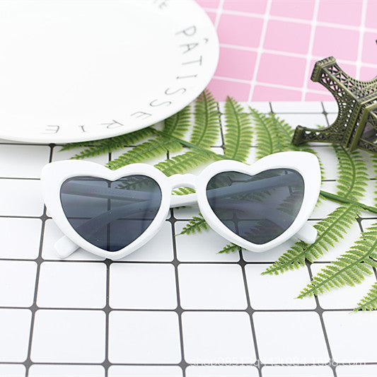Damen Herzförmige Sonnenbrille mit hochwertigem UV-Schutz und stylischem Design Karnz
