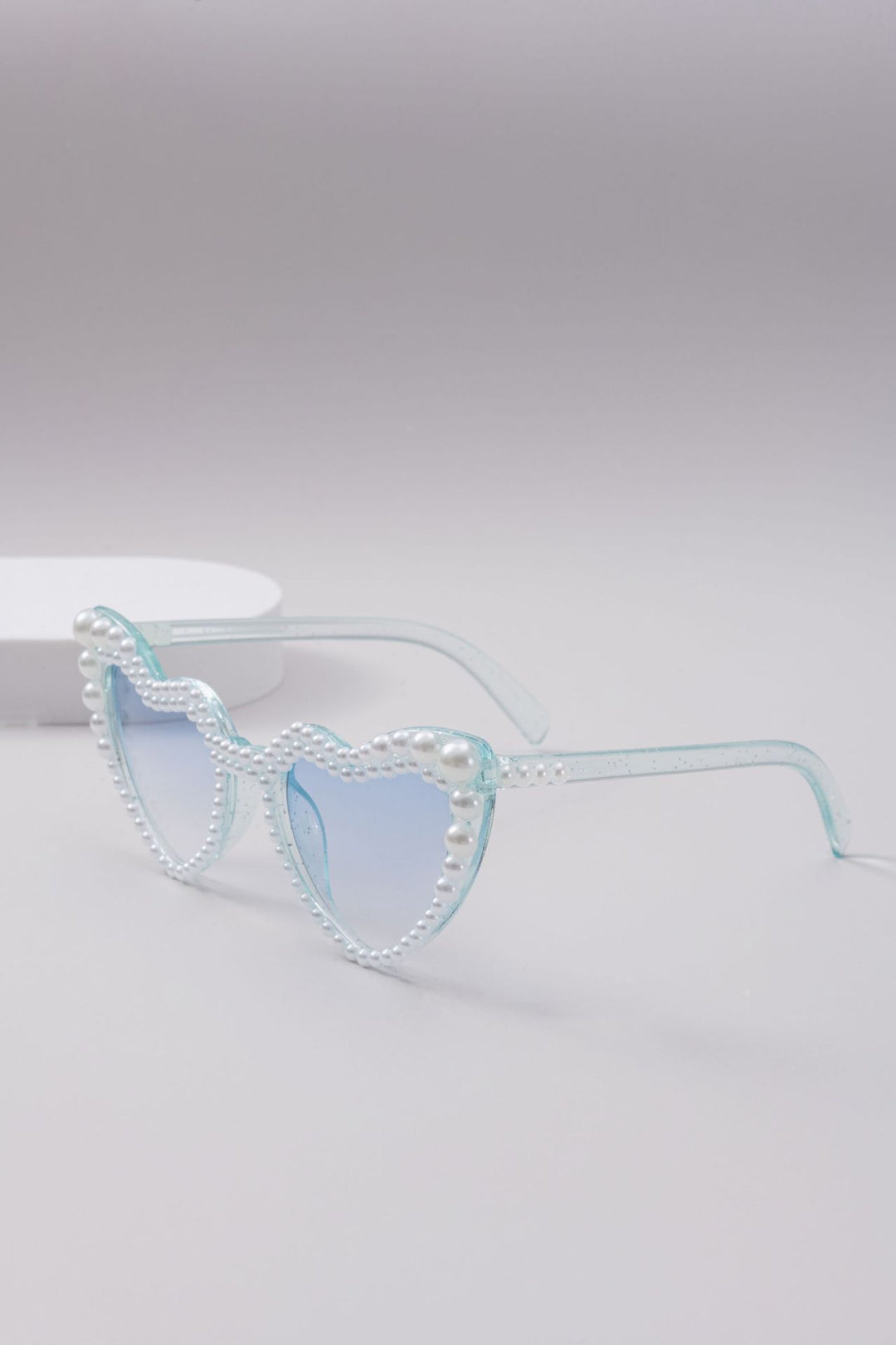 Damen Designer-Sonnenbrille mit Perlenrahmen von Karnz