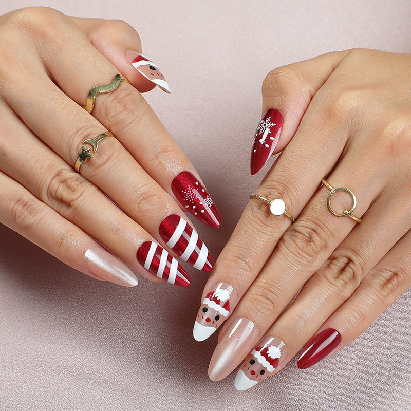 Kunstnagelset mit festlichen Weihnachtsmotiven Karnz