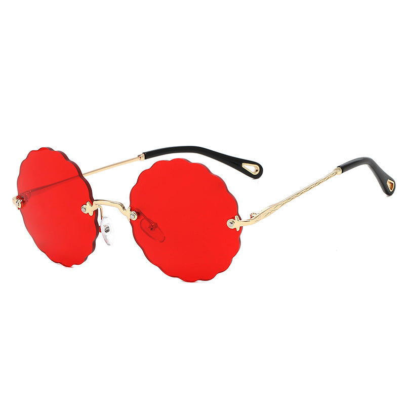 Damen Modische Brille mit verspieltem Wellenrahmen Karnz