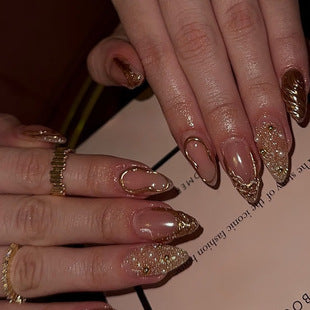 Elegante Gel-Nagelkunstverlängerungen Karnz