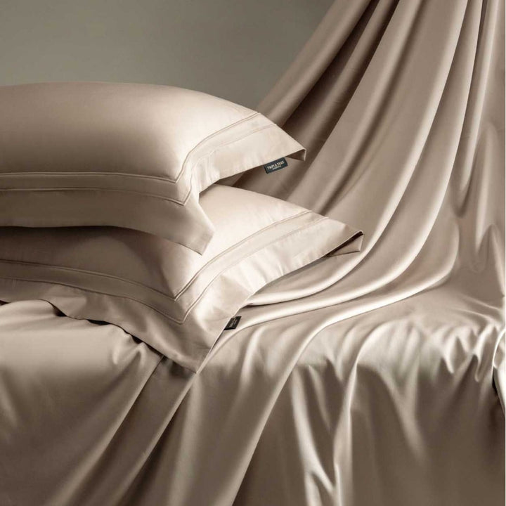 Satin-Feel Wendebettbezugsset mit unsichtbarem Reißverschluss & Oxford Kissenbezügen