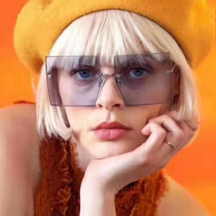 Damen moderne geometrische Sonnenbrille mit filigranem Metallrahmen Karnz