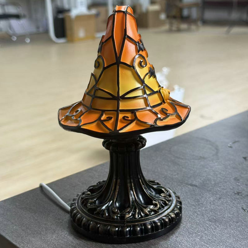 Dekorative Hexenhut Tischlampe Karnz