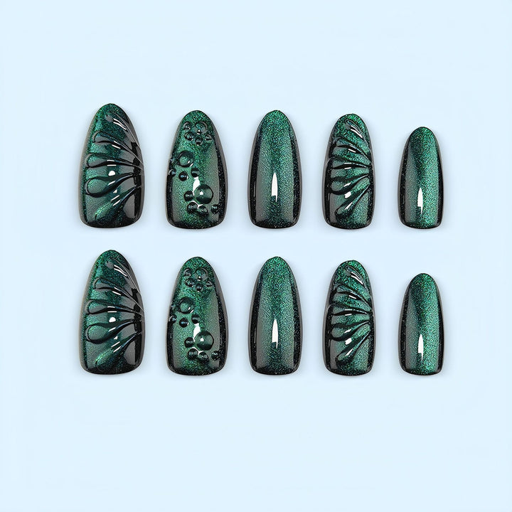 Kreatives Kunstnagelset mit stilvollen 3D-Effekten Karnz