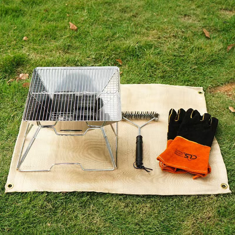 Grillset mit hochwertigen Grillhandschuhen und Grillwerkzeug Karnz