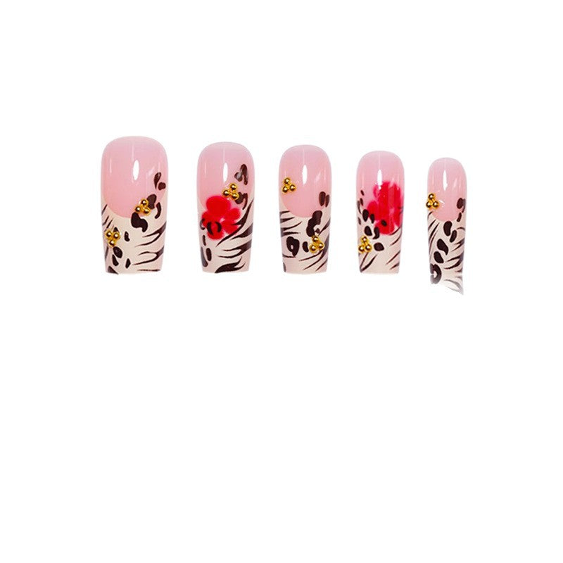 Florale und Tiermuster Press-On Nagelkunst Karnz