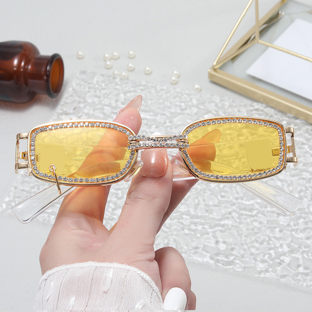 Damen modische Sonnenbrille mit funkelndem Kristallrahmen Karnz