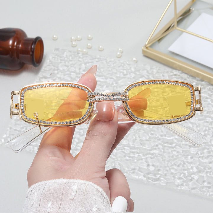 Damen modische Sonnenbrille mit funkelndem Kristallrahmen Karnz