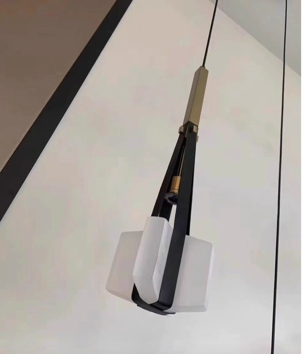 Moderne verstellbare Pendelleuchte