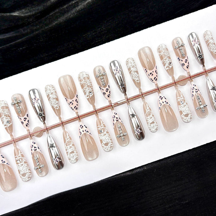 Elegante Polka Dot und Spitzen Press-On Nagel Set