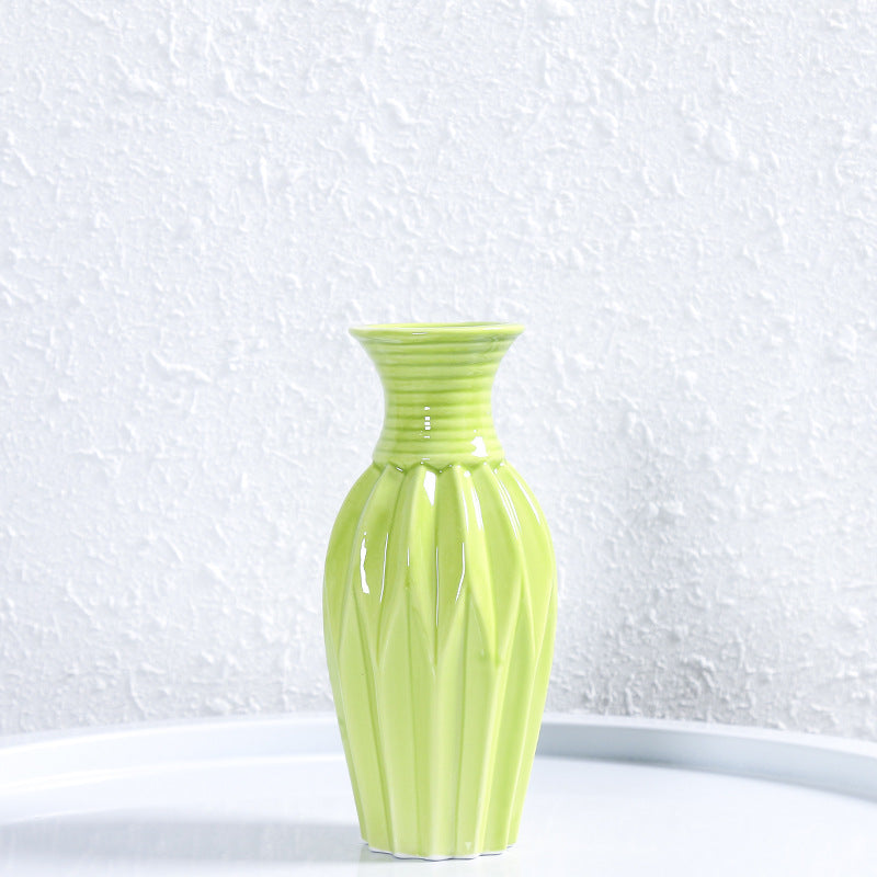 Modern gerippten Keramik Blumenvasen Karnz